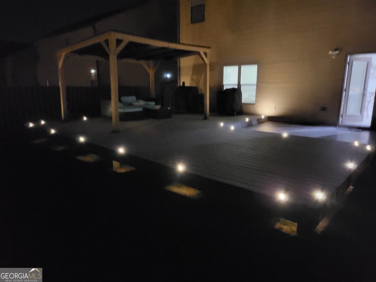 216 Loganview Drive Loganville - 41