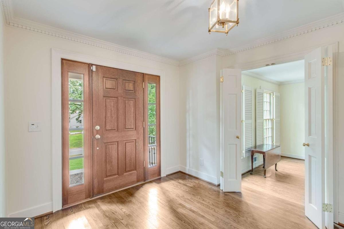 2626 Club Drive Gainesville - 33