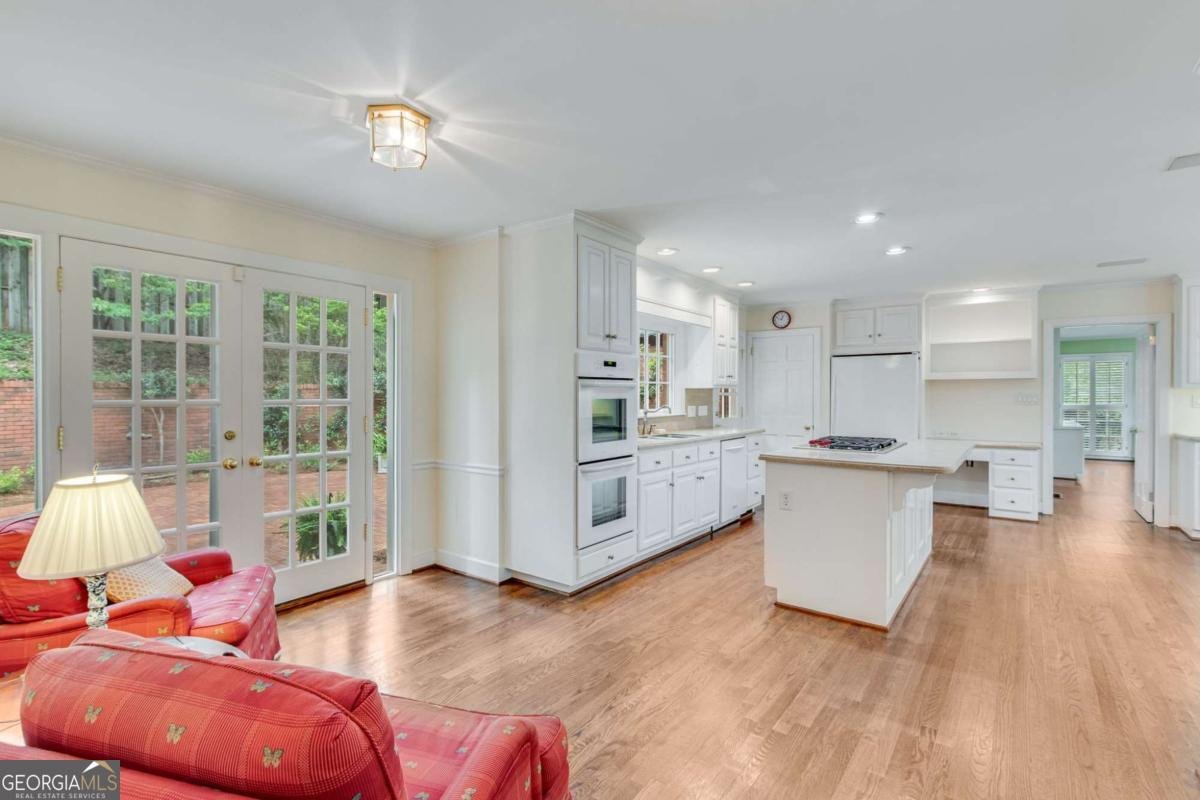 2626 Club Drive Gainesville - 46