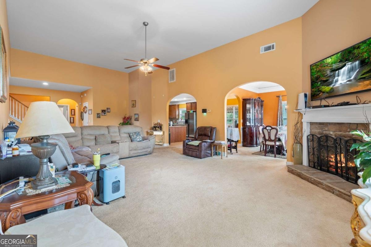 330 Brittney Cove Loganville - 9