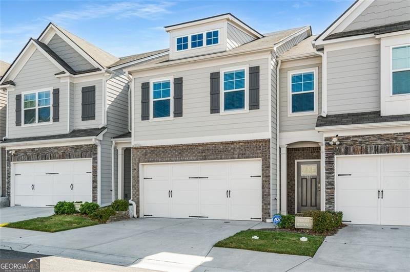 7624 Squire Court Fairburn - 2