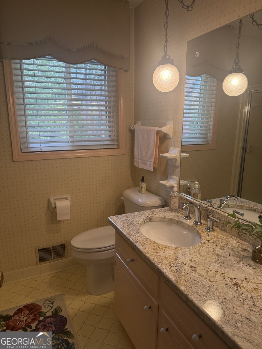 97 Club Circle Stockbridge - 43