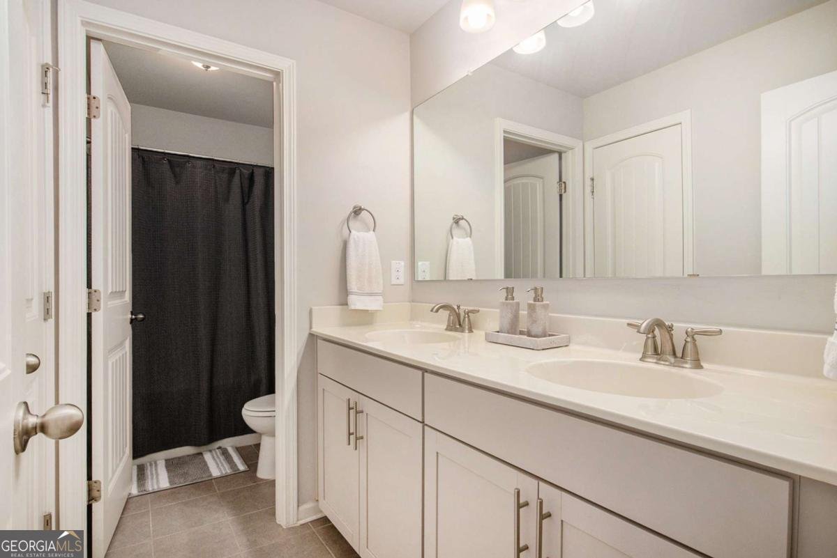 2114 Sorrento Court Buford - 30