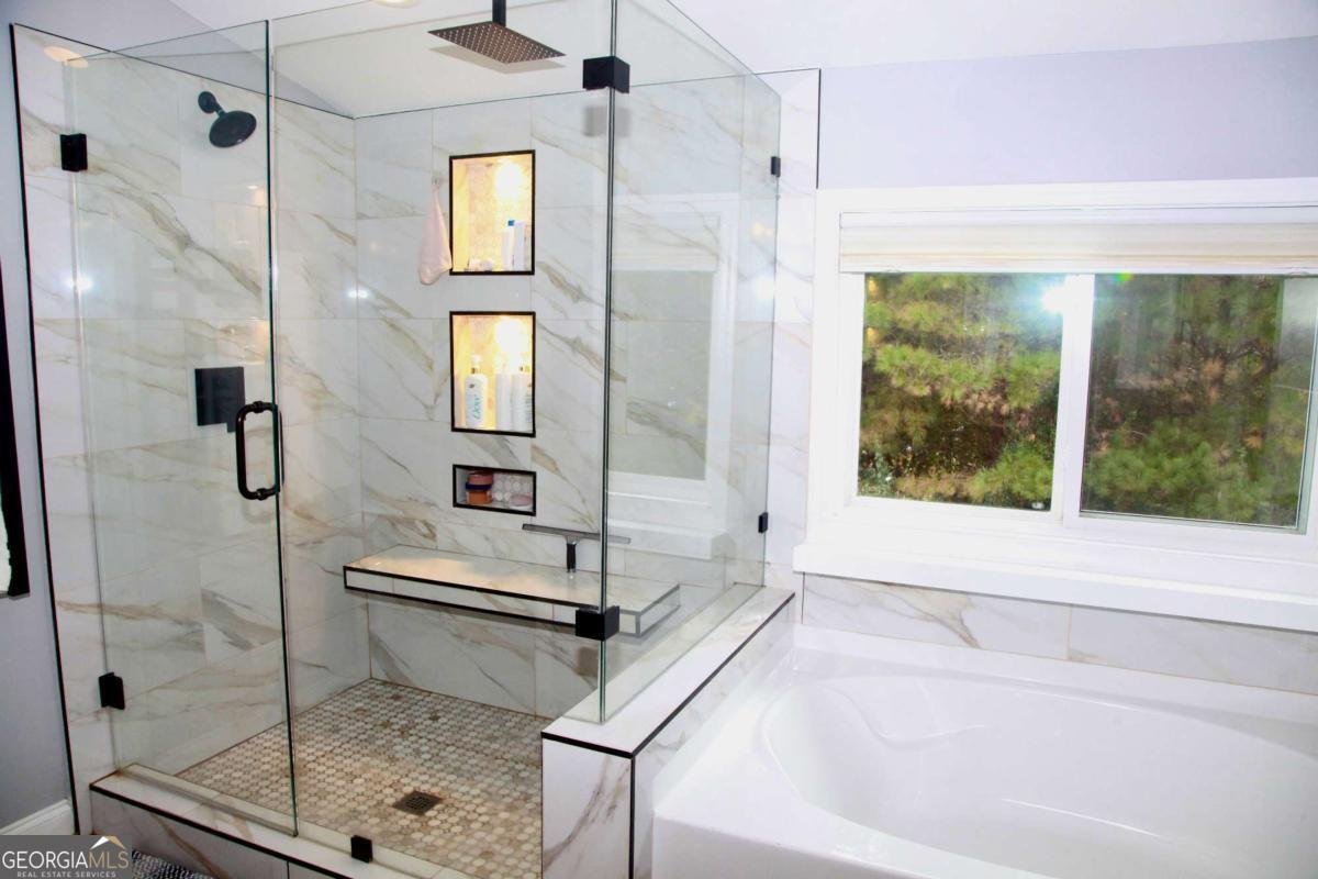 830 COMMERCE Trail Canton - 25