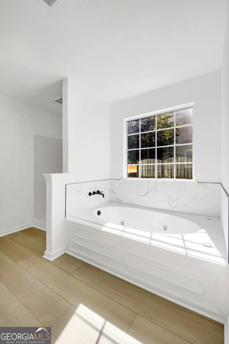 148 Barrington Parkway Stockbridge - 16