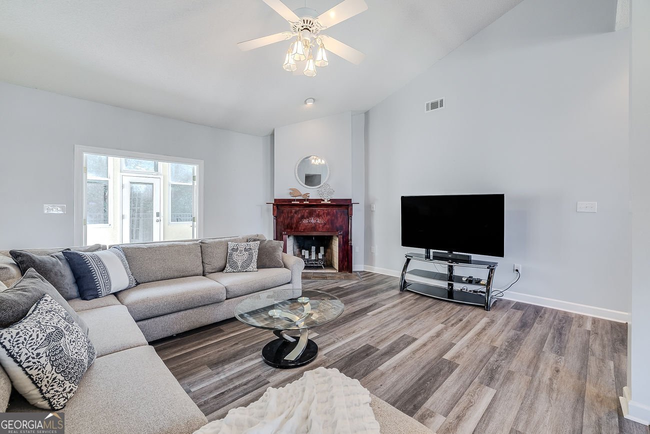 16 Glennmary Lane Richmond Hill - 16