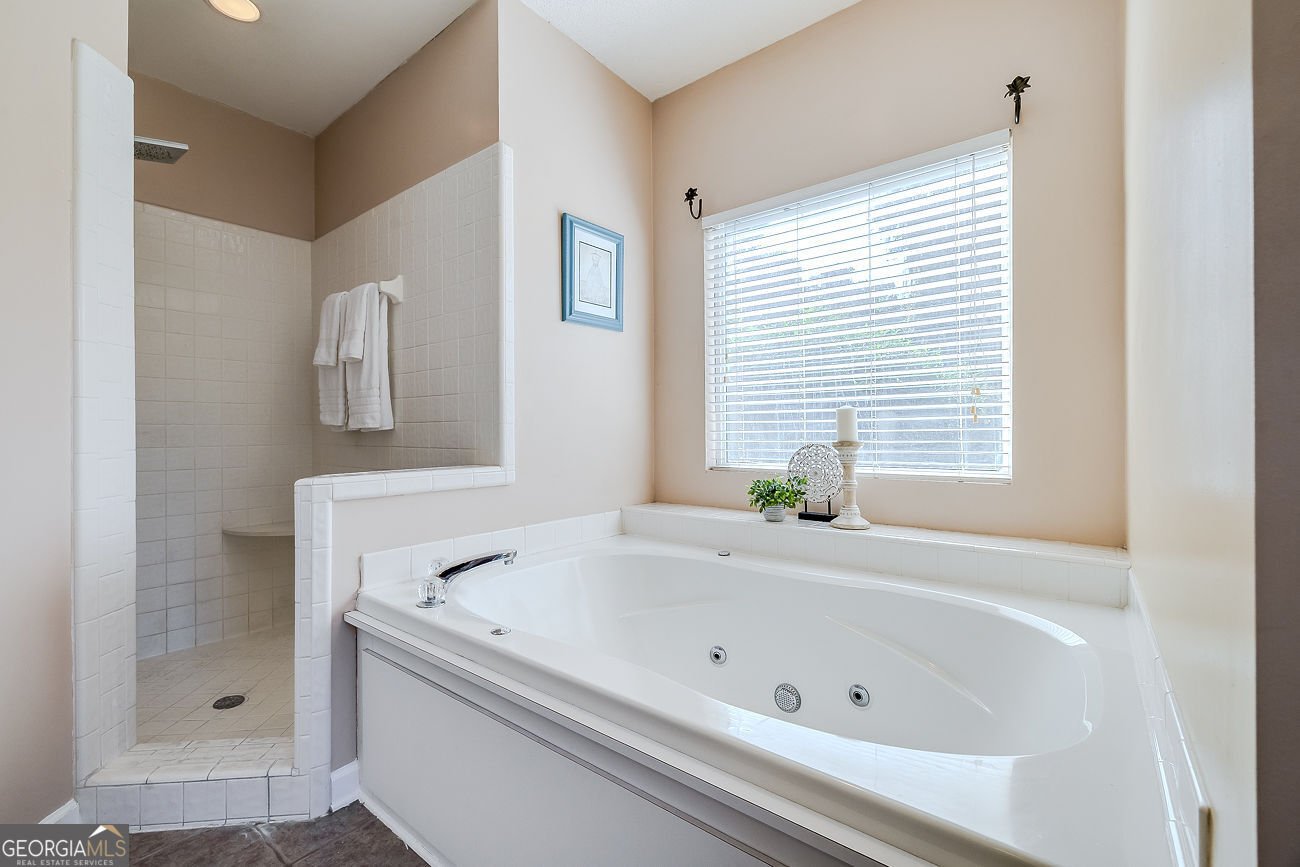 16 Glennmary Lane Richmond Hill - 24