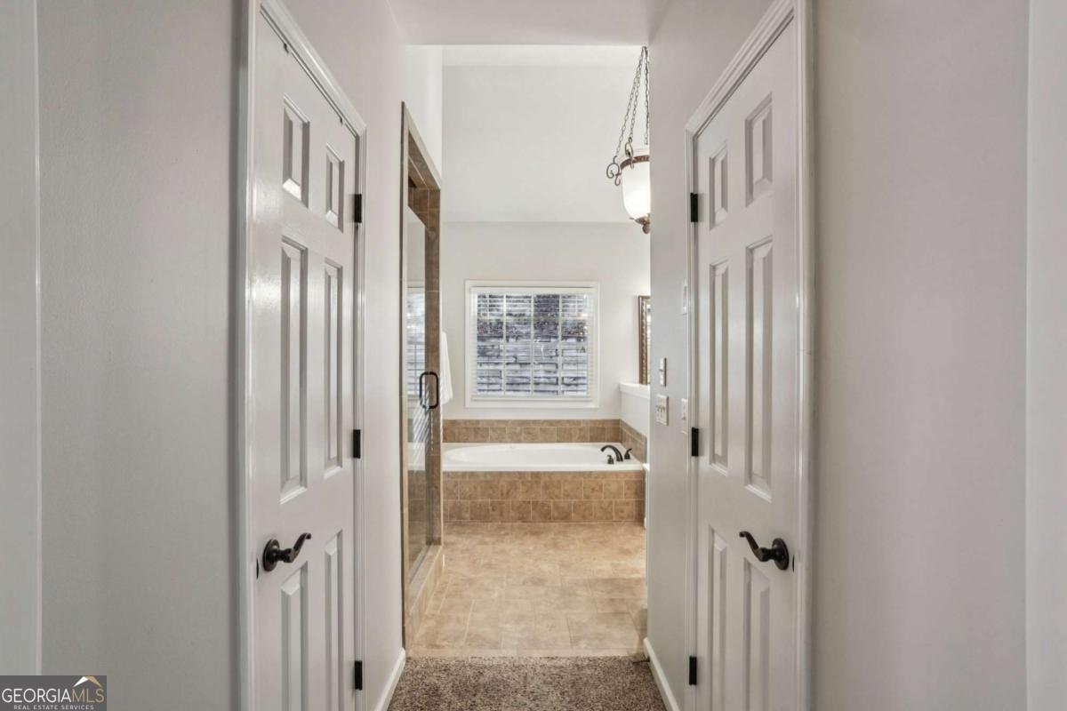 8075 Sandorn Drive Roswell - 20