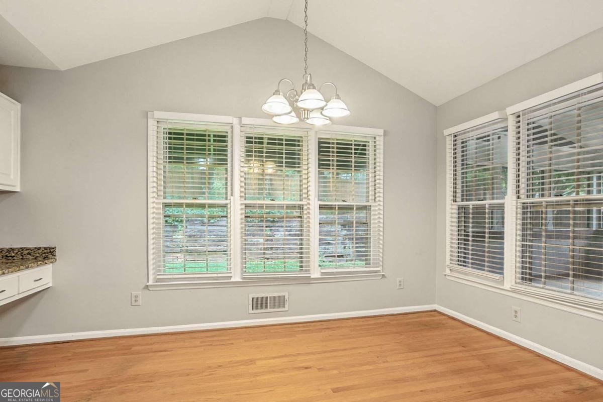 140 Glen Holly Drive Roswell - 16