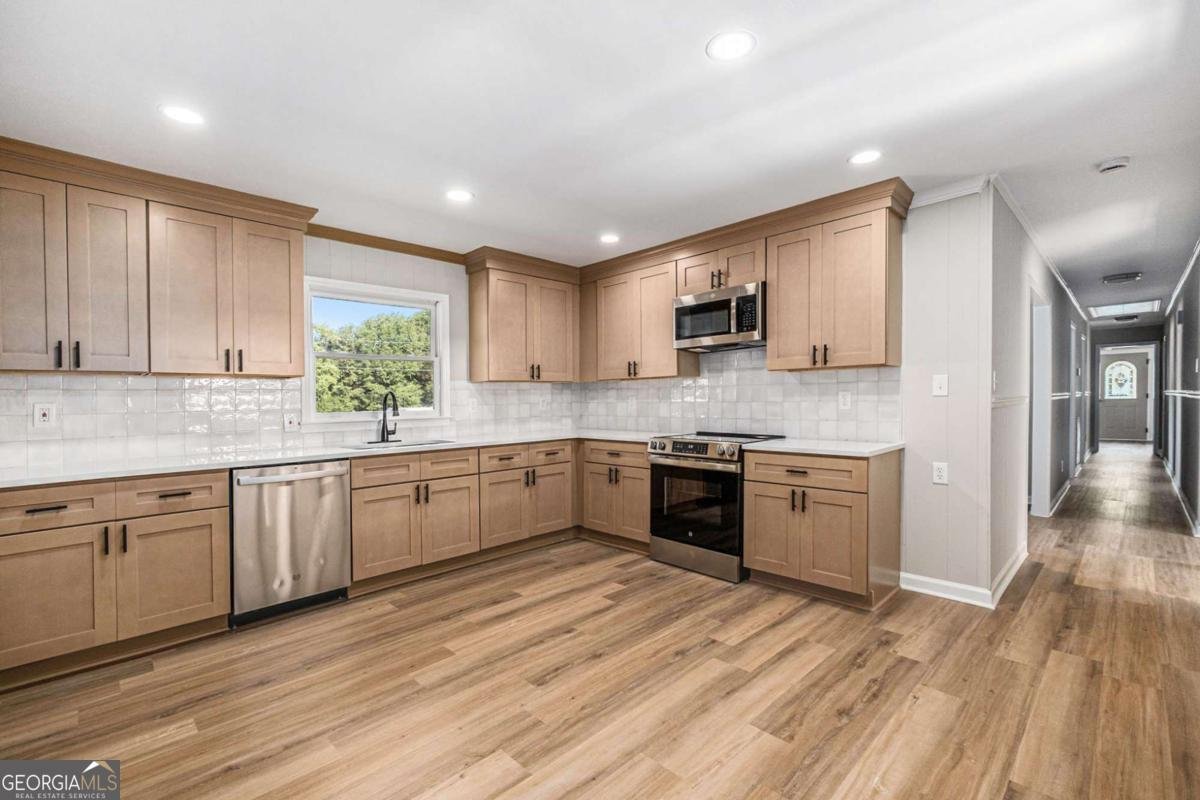 67 Wayne Circle Hartwell - 3