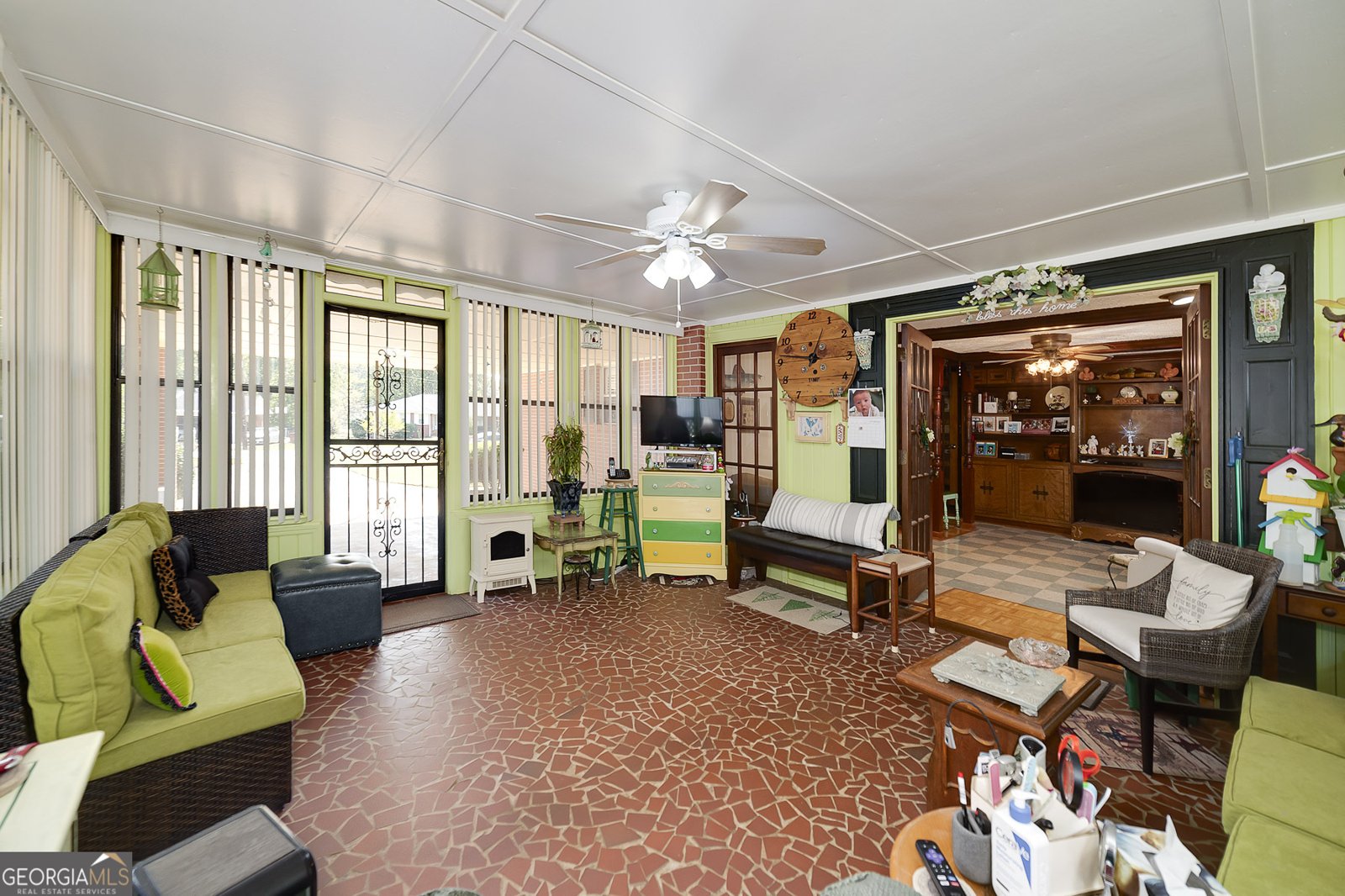 70 North Drive Hampton - 31