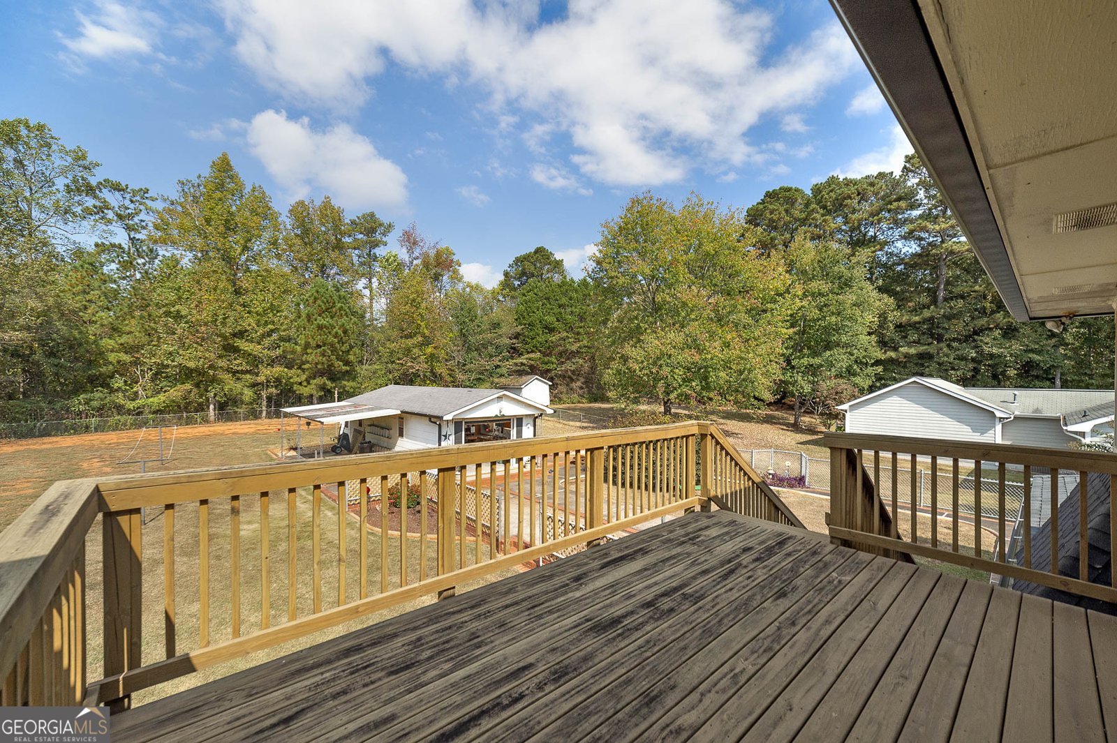 70 North Drive Hampton - 35