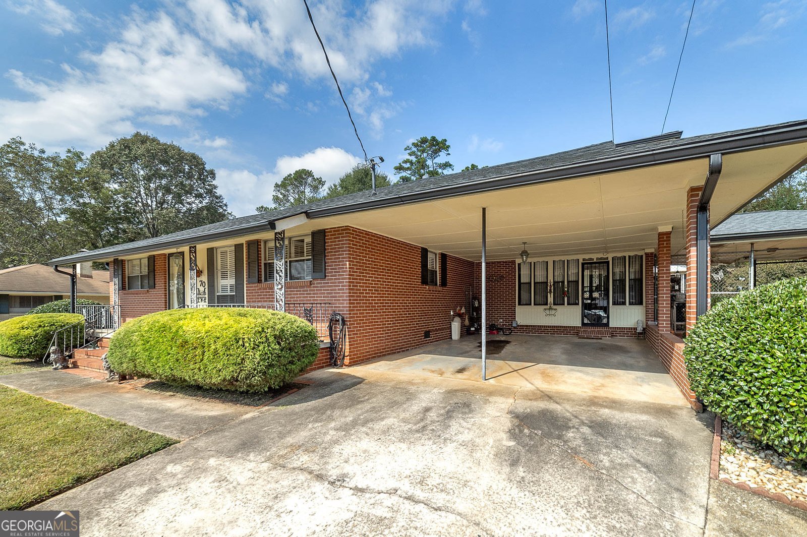 70 North Drive Hampton - 40