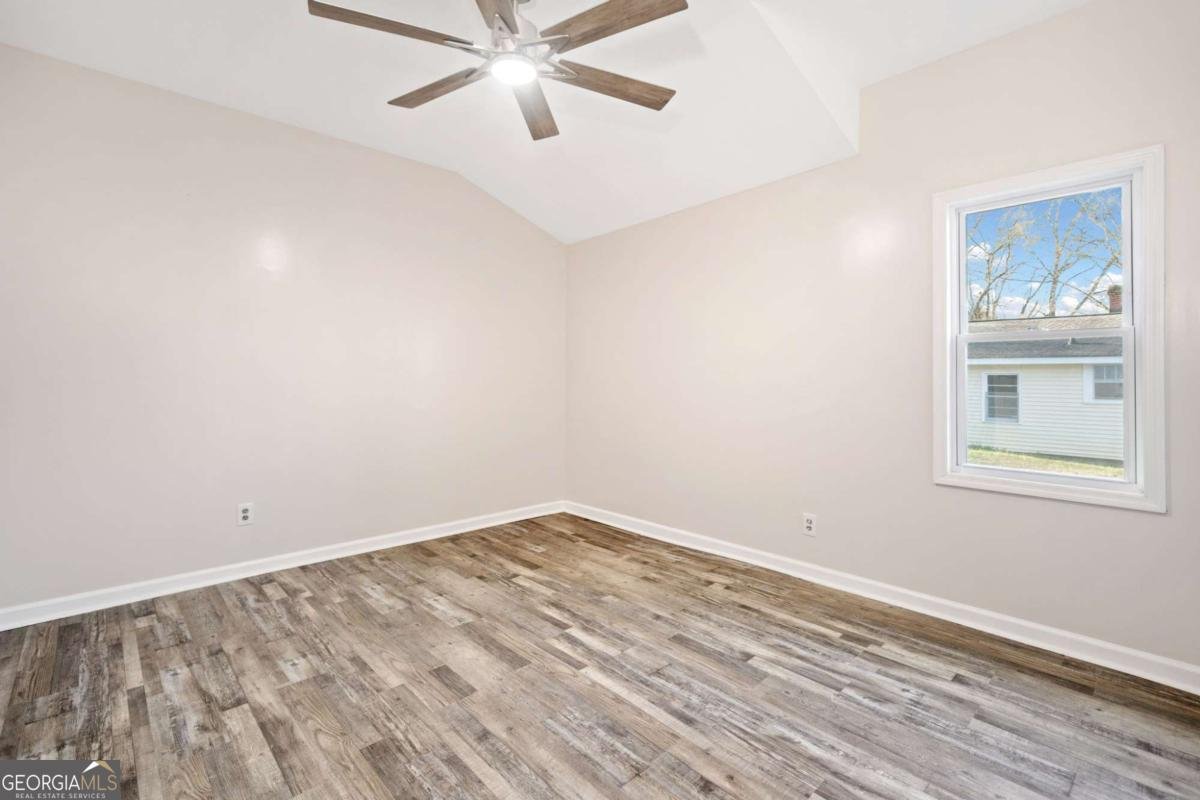 125 Roosevelt Street Cartersville - 27