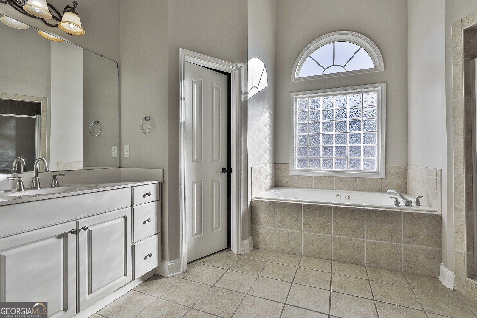 315 Ivanhoe Drive Fayetteville - 24