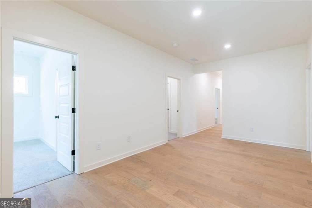 8290 Creekside Overlook Drive Gainesville - 25