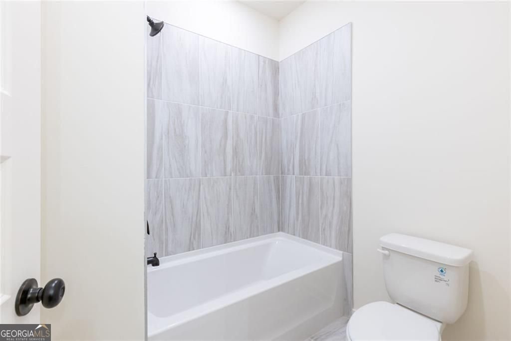 8290 Creekside Overlook Drive Gainesville - 28