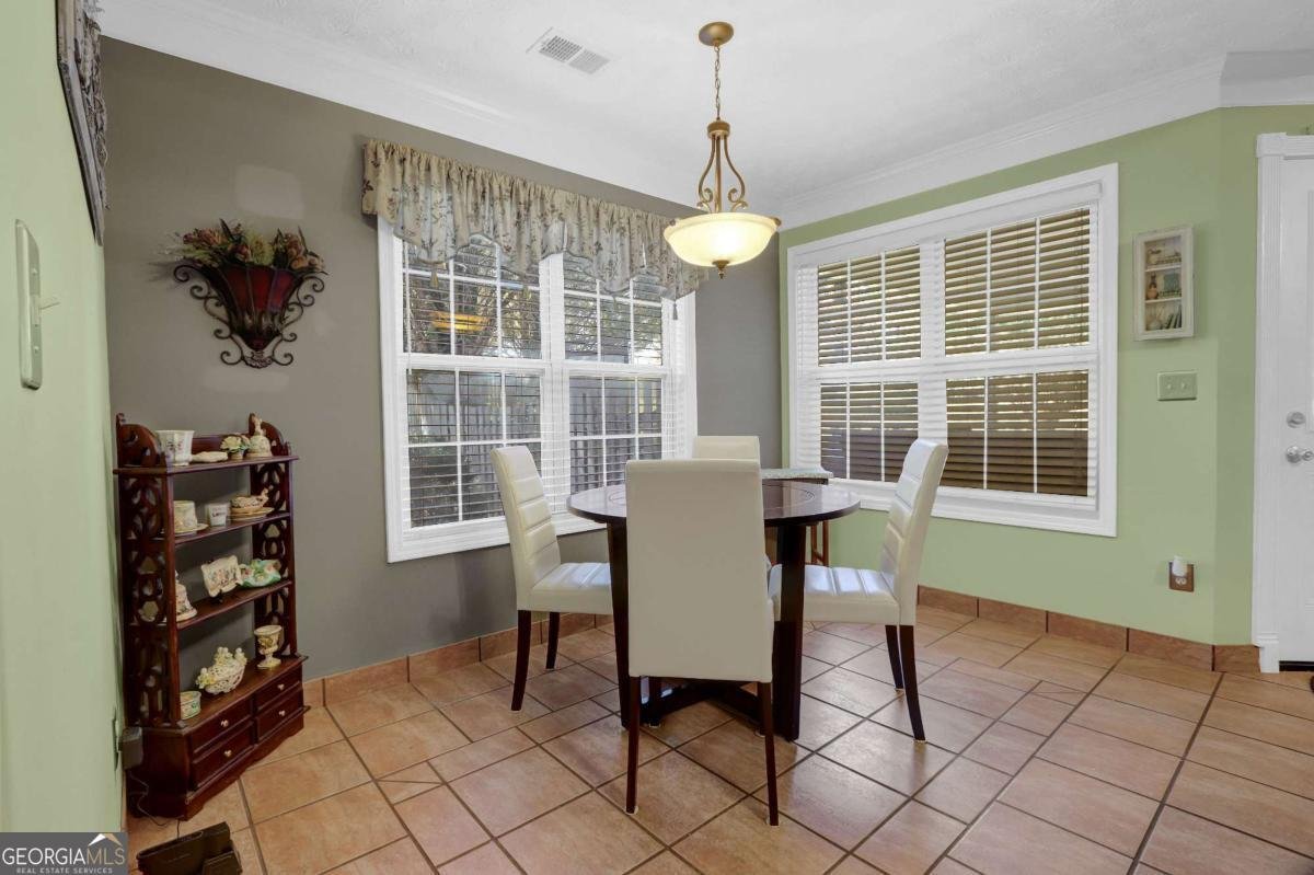 6082 Hillsdale Circle Flowery Branch - 14