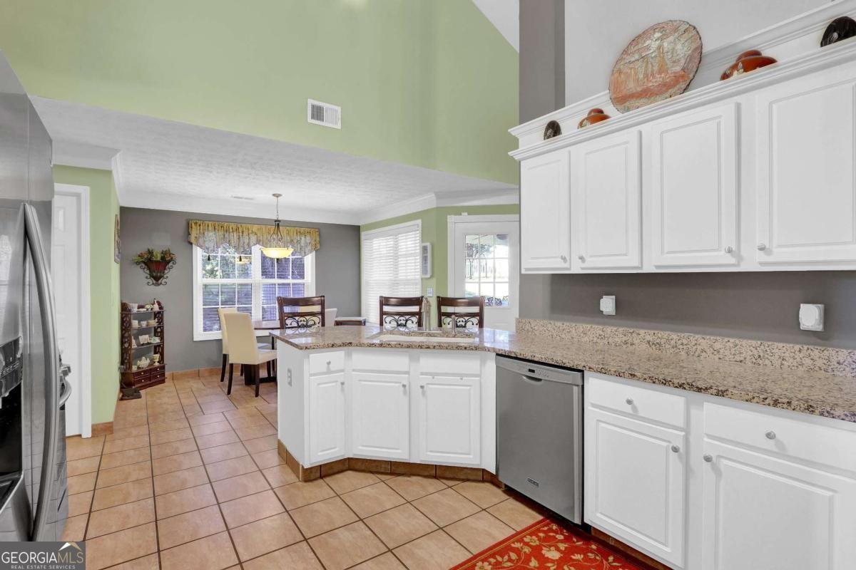 6082 Hillsdale Circle Flowery Branch - 19