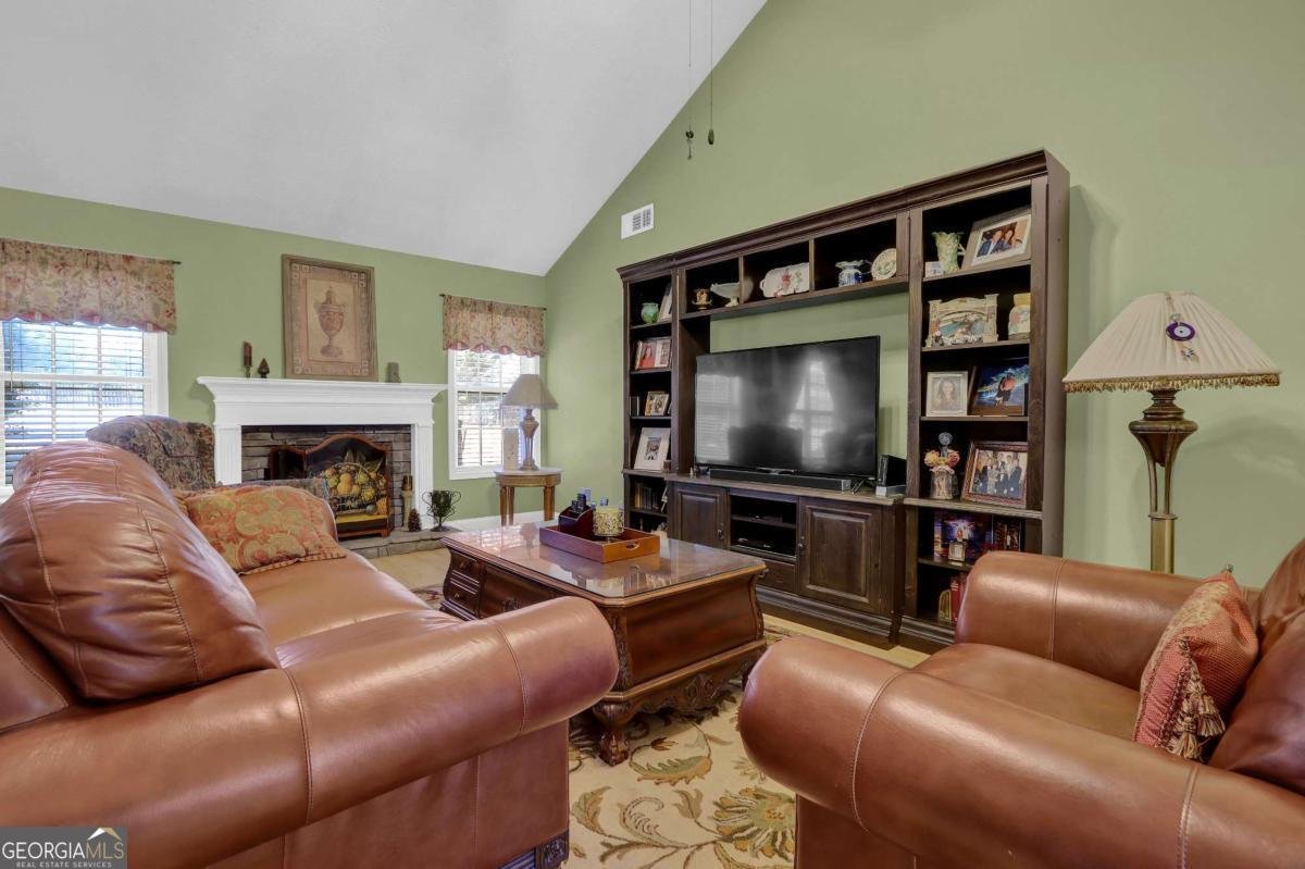 6082 Hillsdale Circle Flowery Branch - 3