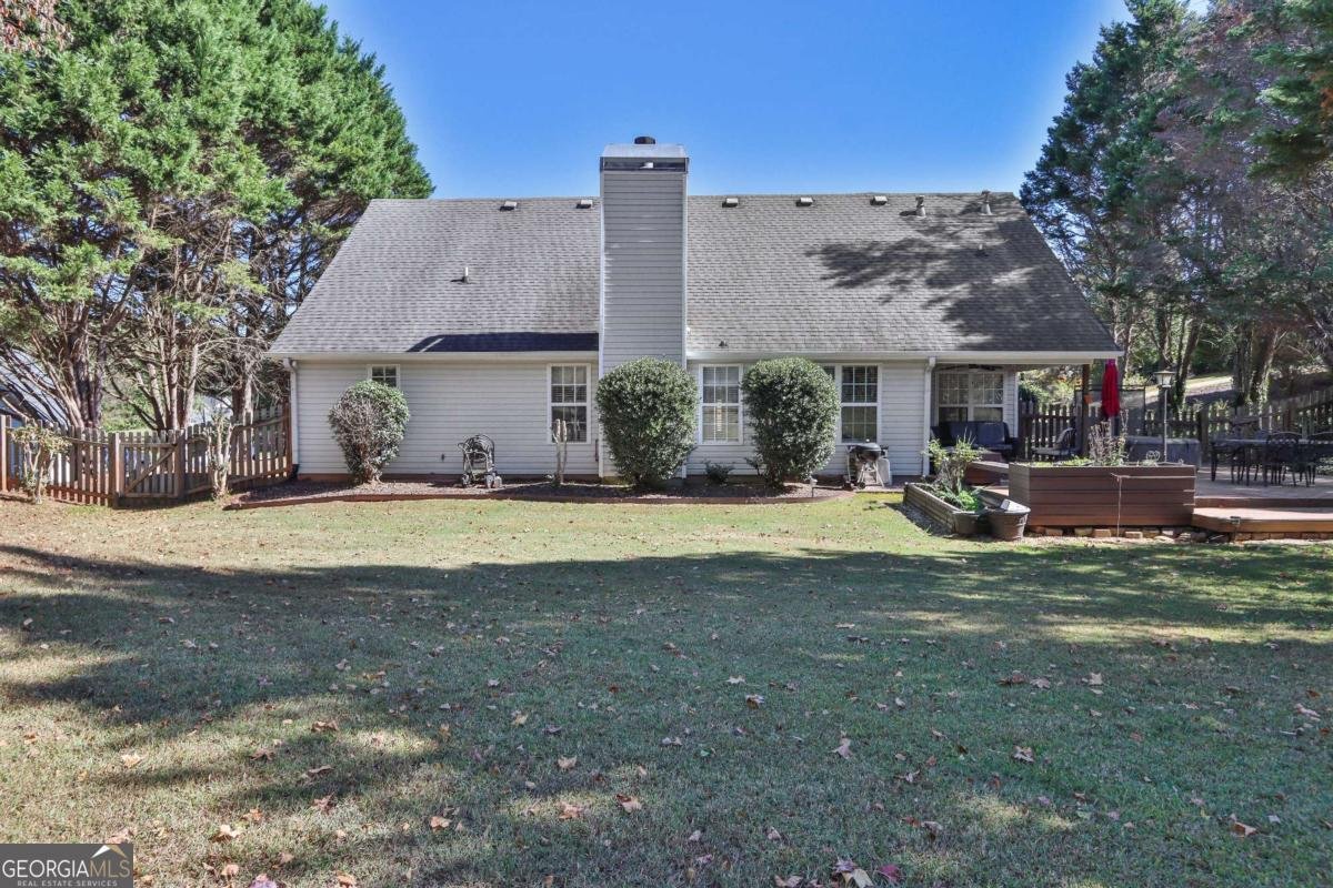 6082 Hillsdale Circle Flowery Branch - 30