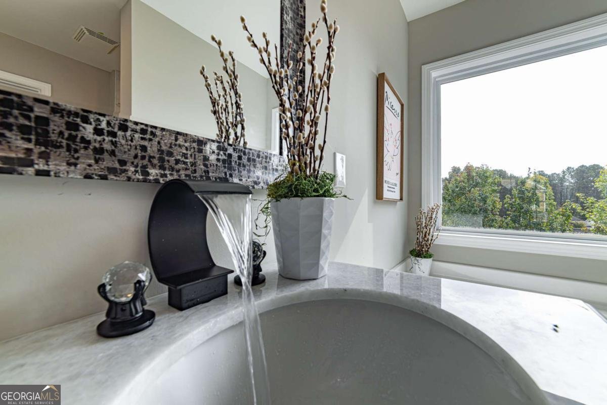 7402 Gossamer Street Union City - 14