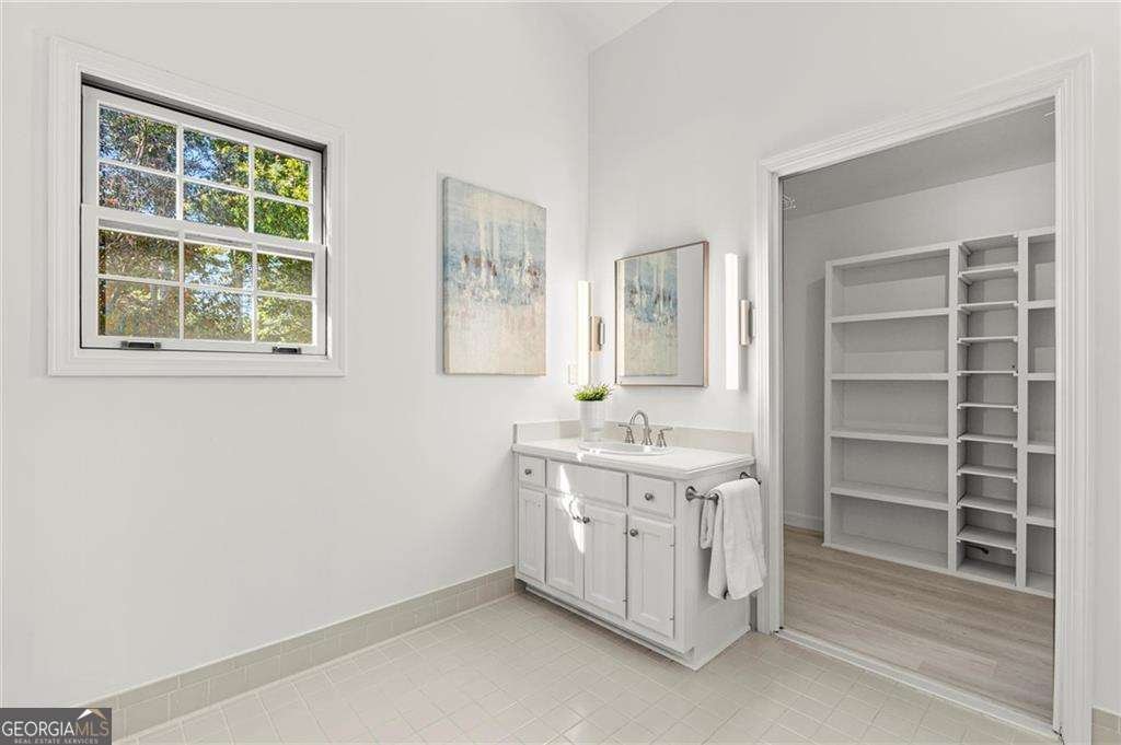 1054 Vista Trail Atlanta - 14