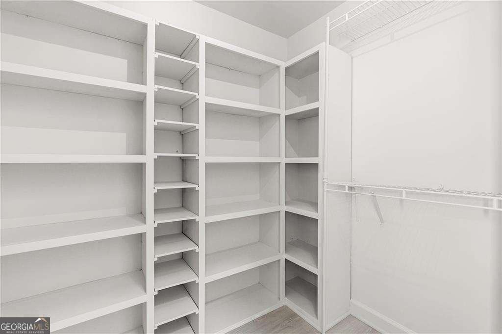 1054 Vista Trail Atlanta - 16