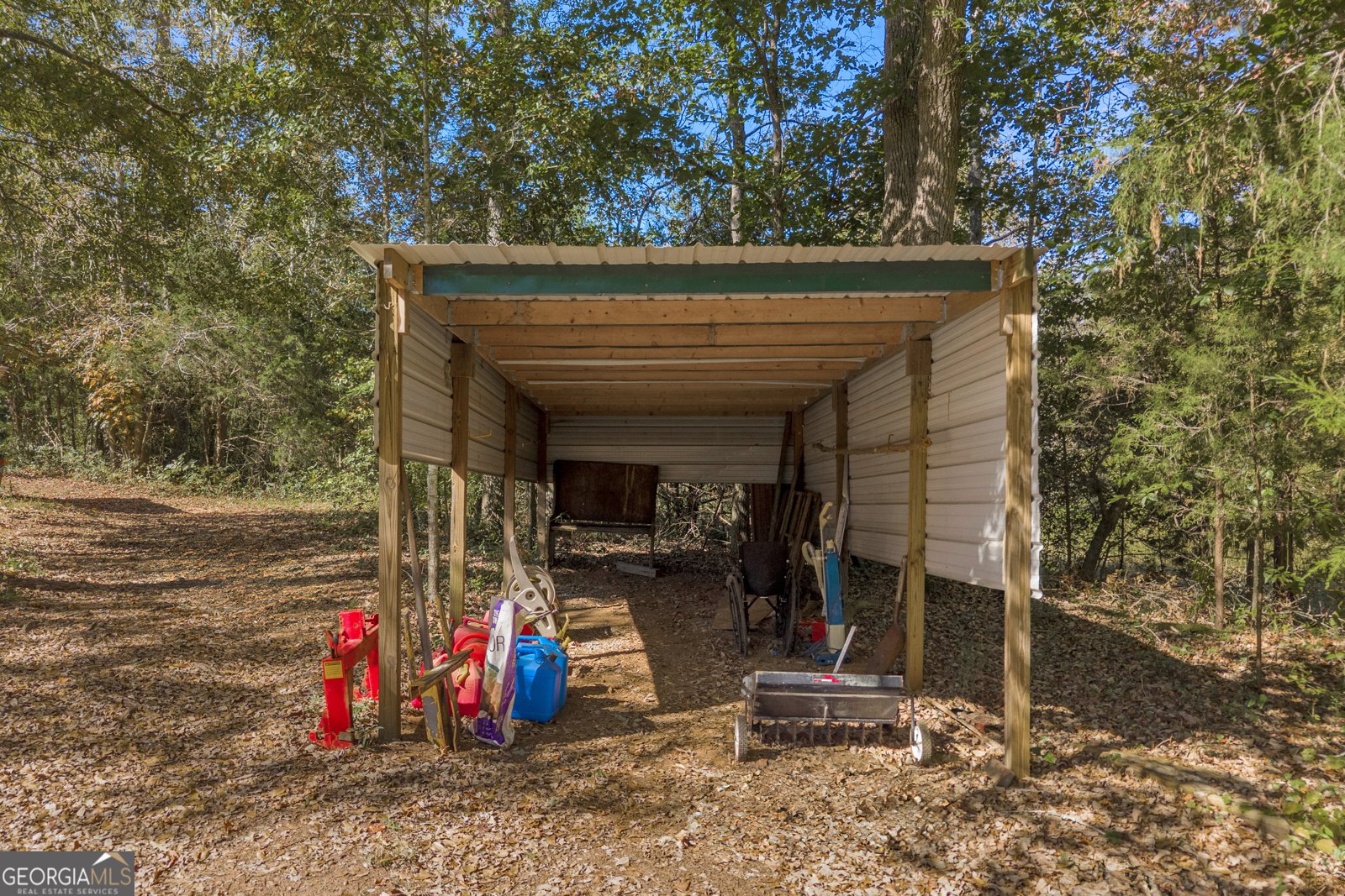 3446 Liberty Church Road Monticello - 23