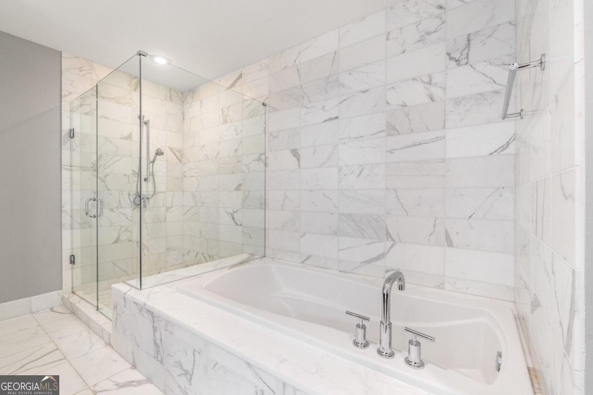 3630 Peachtree Road Atlanta - 22