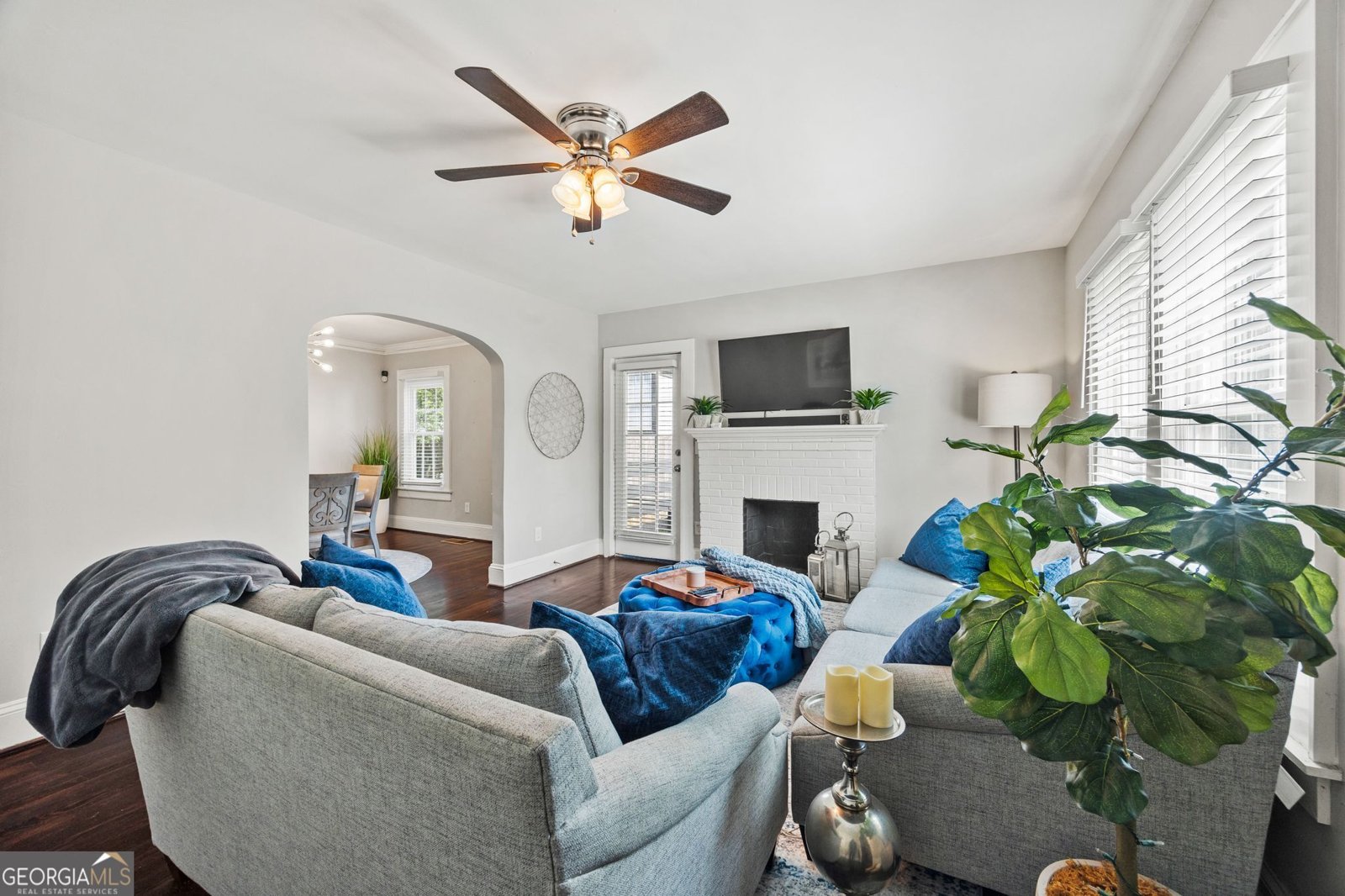 1281 Winburn Drive East Point - 4