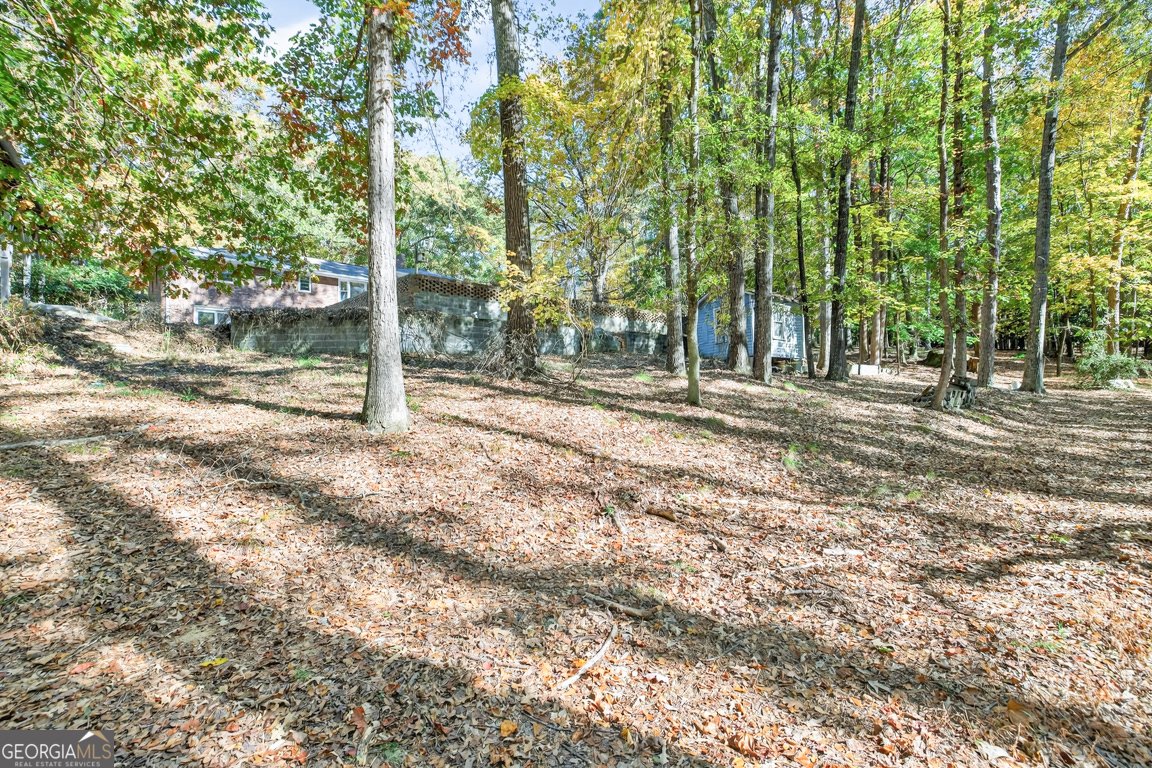 808 Lakeshore Drive Winder - 11