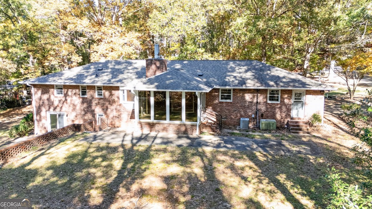 808 Lakeshore Drive Winder - 20