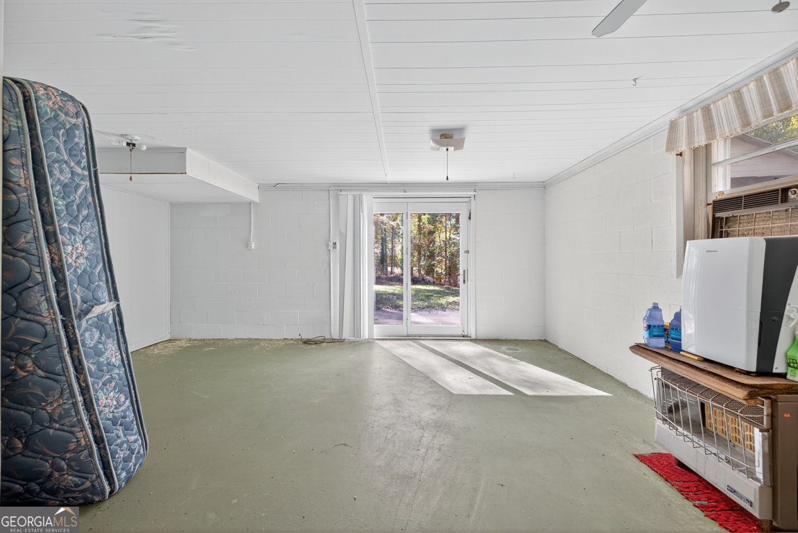 808 Lakeshore Drive Winder - 43