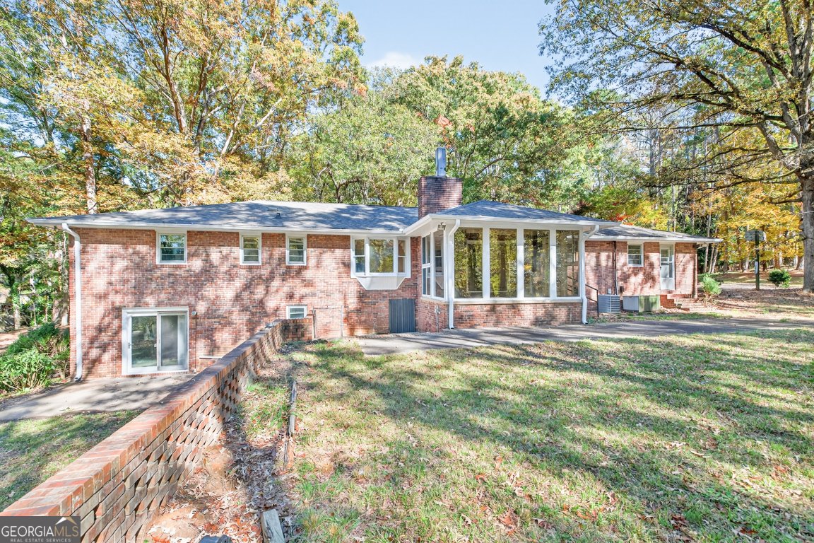 808 Lakeshore Drive Winder - 5