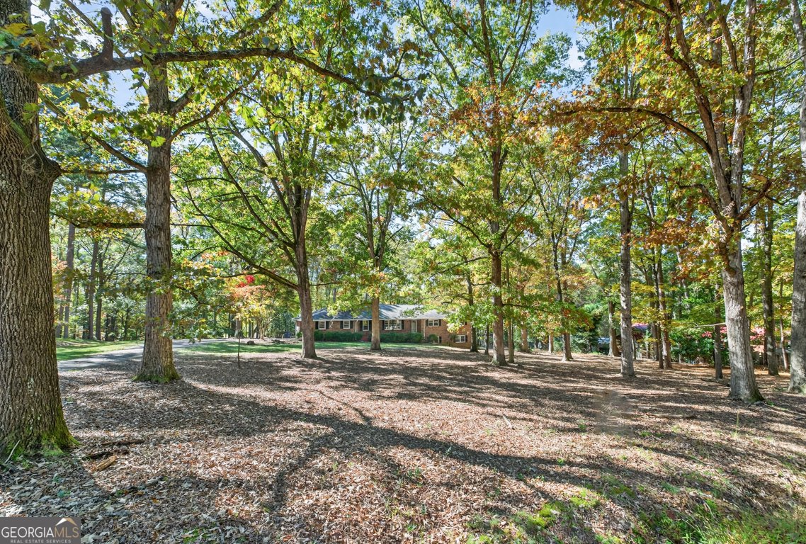 808 Lakeshore Drive Winder - 52