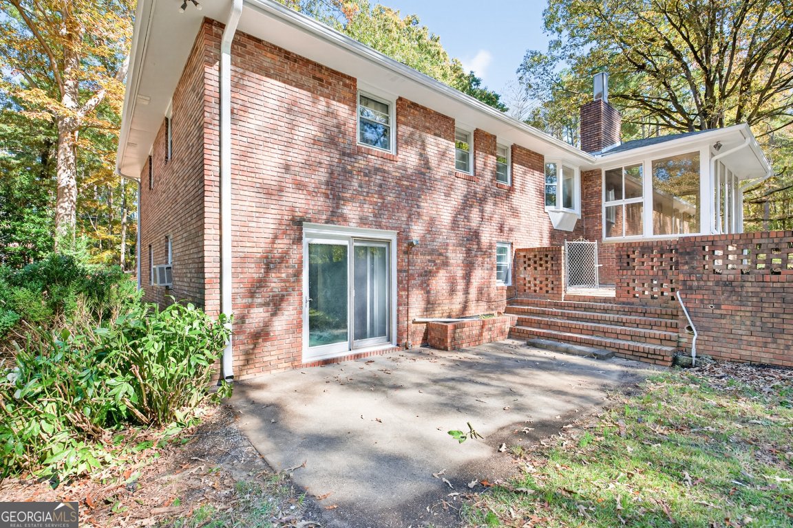 808 Lakeshore Drive Winder - 6