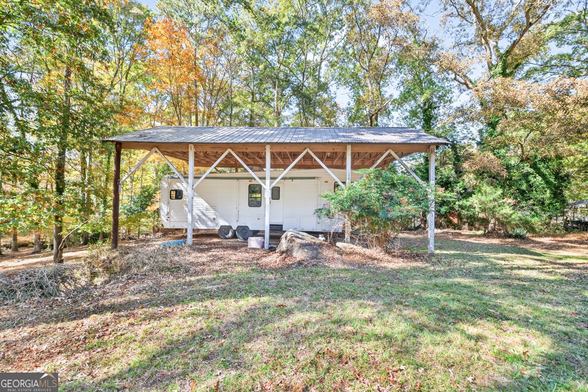 808 Lakeshore Drive Winder - 8