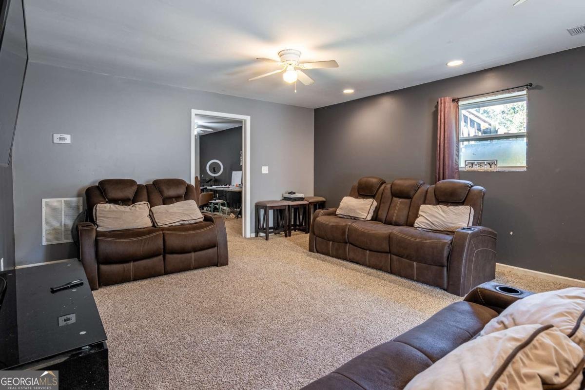 3309 Dilmus Drive Powder Springs - 29