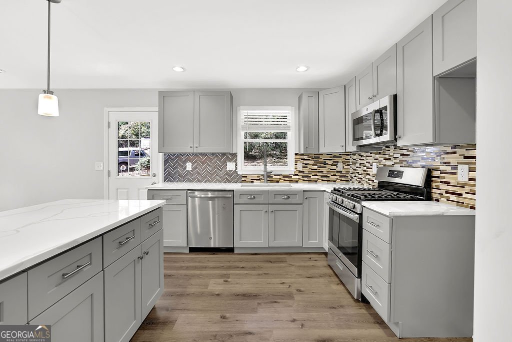 226 Cedar Valley Court Canton - 13