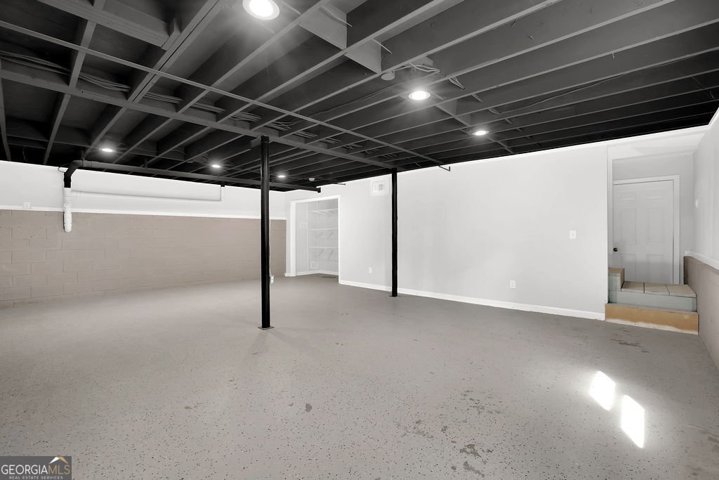 226 Cedar Valley Court Canton - 27