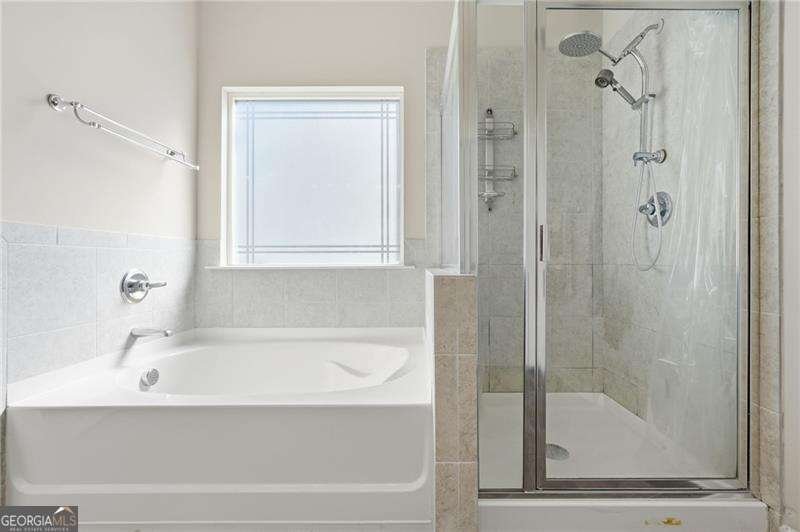 2 Macintosh Drive Rome - 18