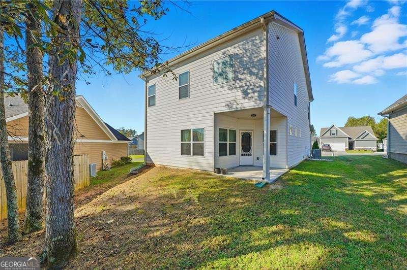 2 Macintosh Drive Rome - 26