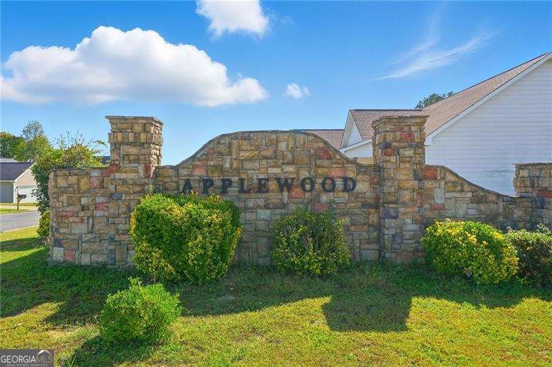 2 Macintosh Drive Rome - 27