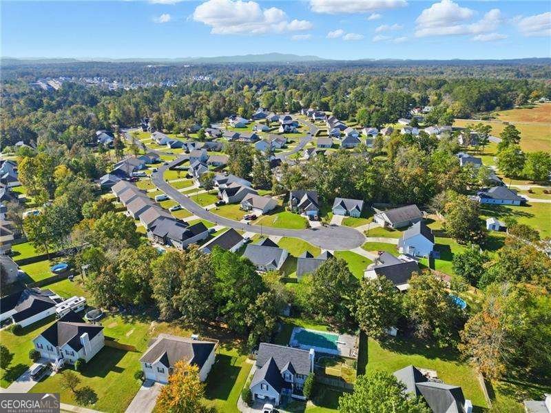 2 Macintosh Drive Rome - 29