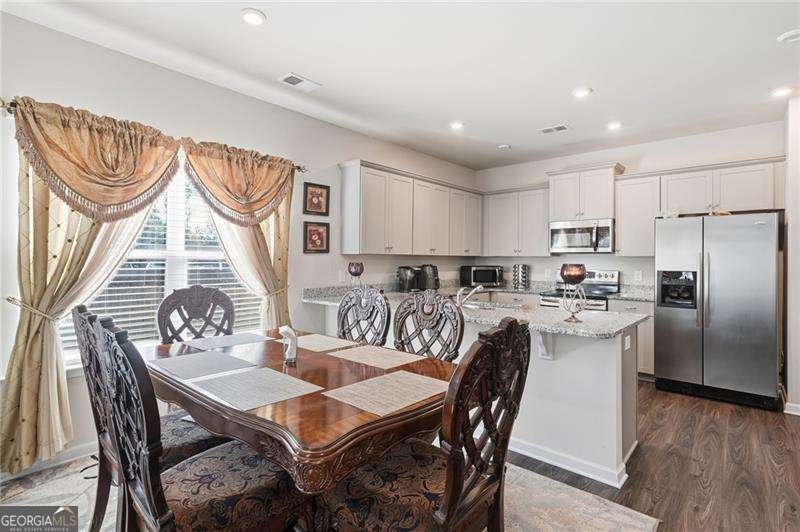 2 Macintosh Drive Rome - 8