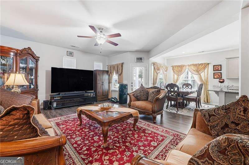 2 Macintosh Drive Rome - 9