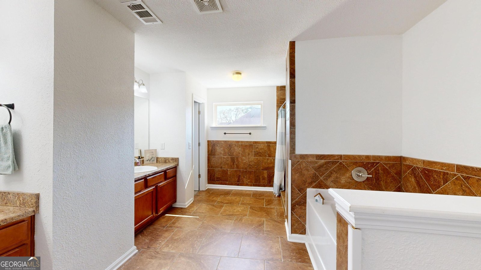 323 Haywood Drive Kathleen - 46