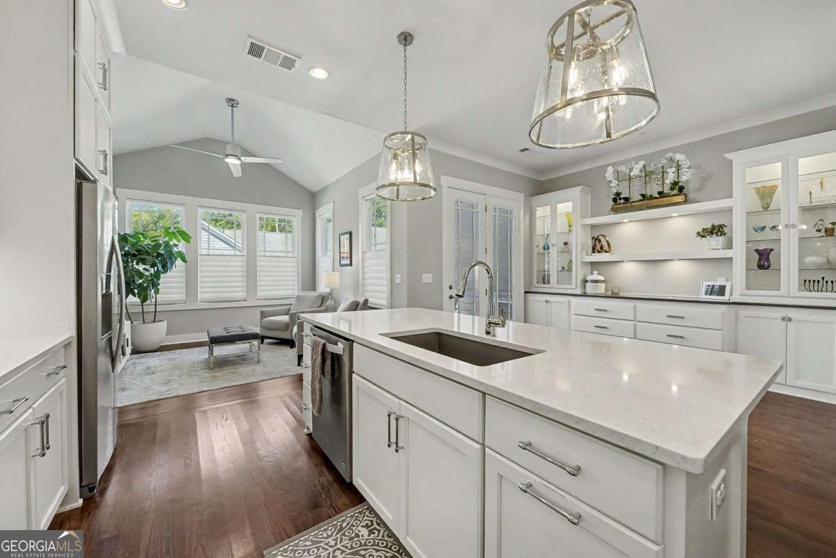 236 Dawson Drive Woodstock - 24