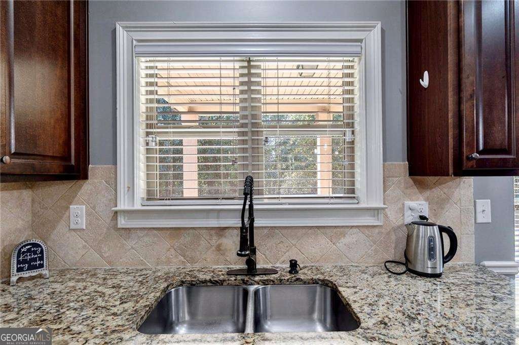 247 Traditions Drive Loganville - 16